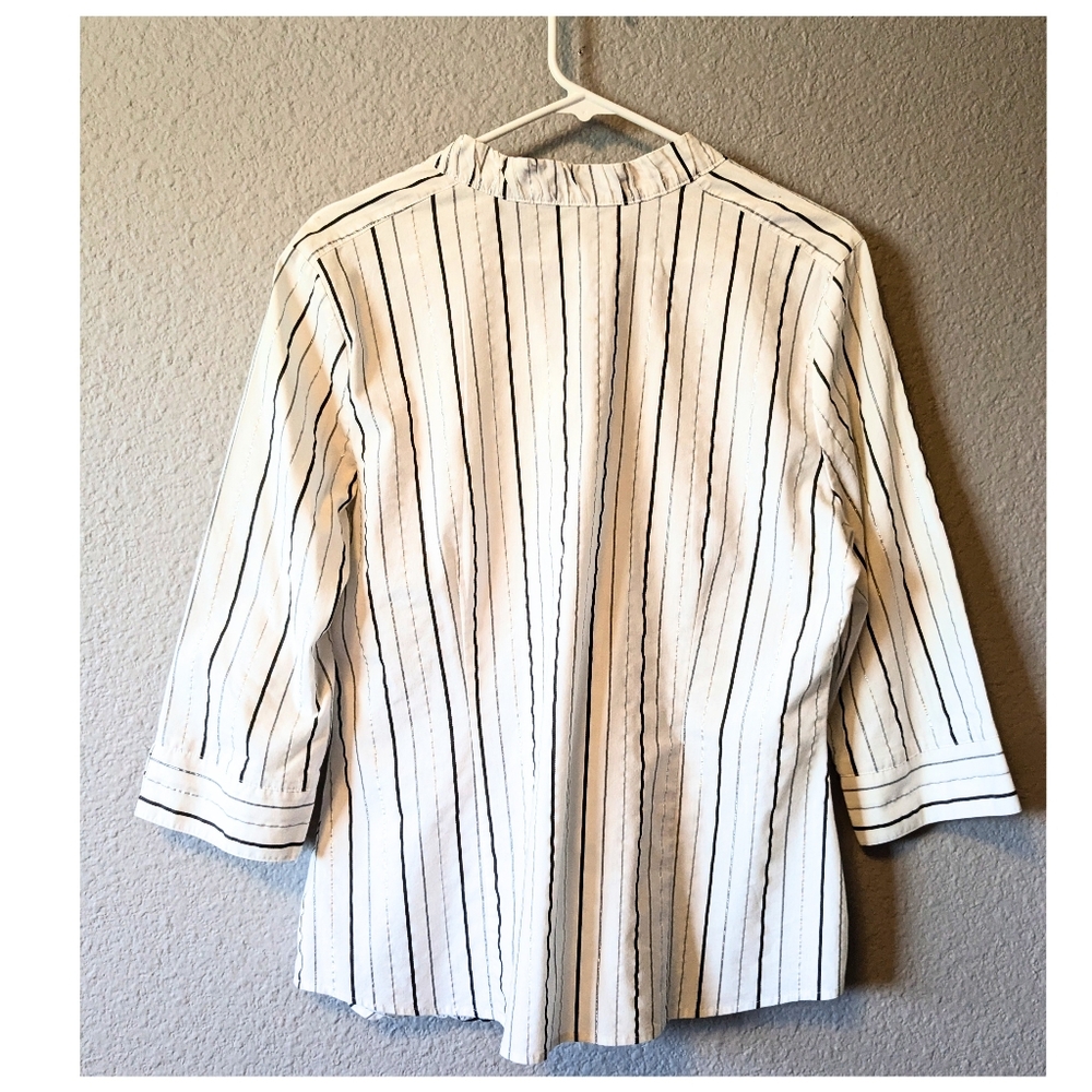 Hillard & Hanson White Blouse with Black And Silver Vertical Stripes XL - Picture 3 of 9